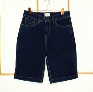 Levi 512 Slimming Shorts